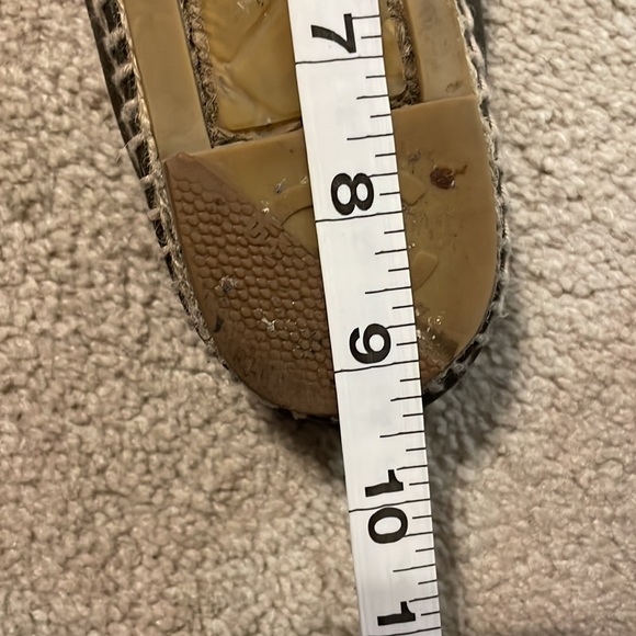 Authentic Chanel leather espadrilles, size 37 - Picture 11 of 11